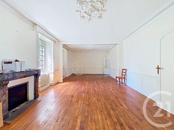 Maison à vendre  23 pièces - 374 m 2   MERDRIGNAC  - 22