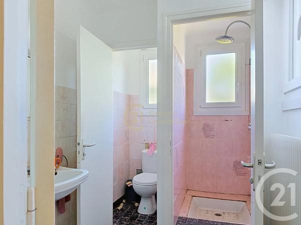 Maison à vendre  23 pièces - 374 m 2   MERDRIGNAC  - 22