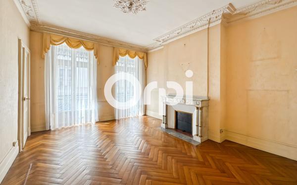 Appartement à vendre    5 pièces • 163,16 m2 Toulouse