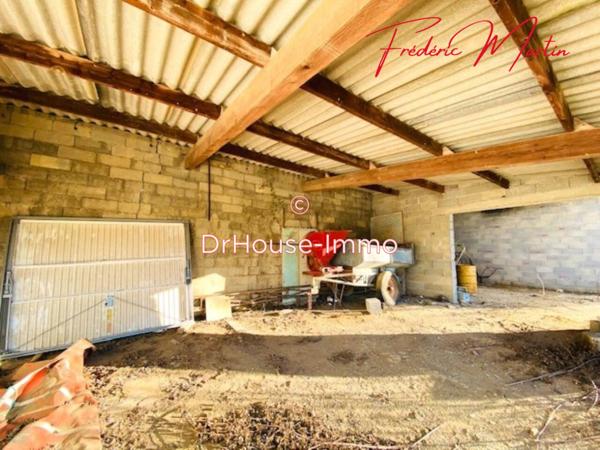 Terrain à vendre 3 pièces de 3 400 m²