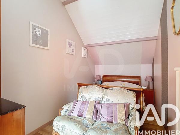 Maison à vendre 5 pièces 98 m² Vert-Saint-Denis