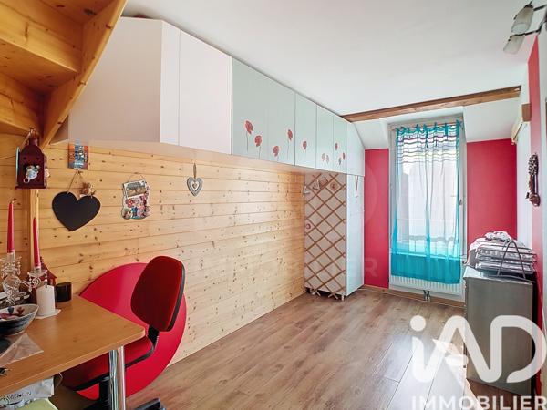 Maison à vendre 5 pièces 98 m² Vert-Saint-Denis