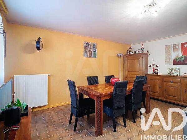 Maison à vendre 5 pièces 98 m² Vert-Saint-Denis