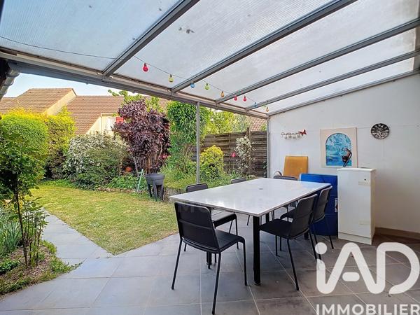 Maison à vendre 5 pièces 98 m² Vert-Saint-Denis