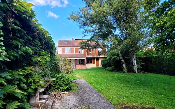 Maison à vendre    5 pièces • 190 m2 Saint-Jean-de-Braye