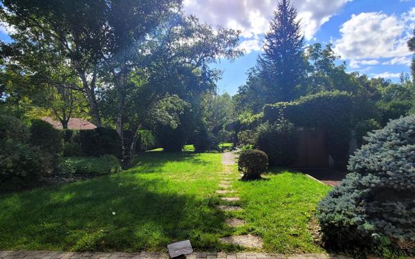 Maison à vendre    5 pièces • 190 m2 Saint-Jean-de-Braye