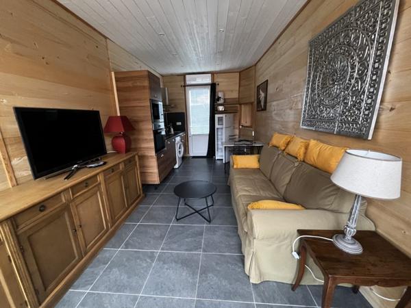 Maison à vendre 250 275 € Cublac 9 p 155 m² DPE C