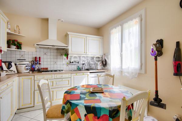 Maison style néo bretonne située en plein coeur du bourg de Plérin