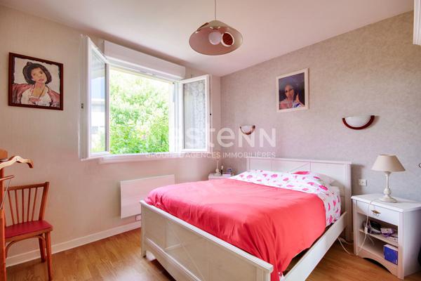 Maison style néo bretonne située en plein coeur du bourg de Plérin