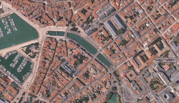 Parking à deux pas du vieux port