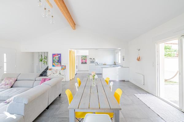 Maison à vendre |  Izon |  6 pièces | 153 m²