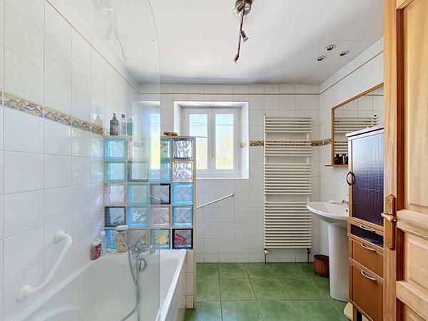 Maison ancienne ferme 6 pièces à vendre à Livron sur Drôme - Réf 2932