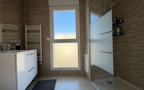 Appartement à louer    2 pièces • 37,05 m2 Noisy-le-Grand