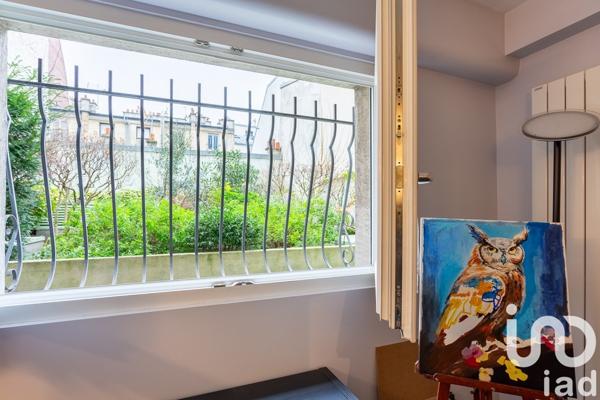 Appartement 3 pièces de 71 m² à Paris (75017)