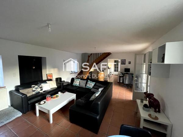 EXCLUSIVITÉ – MAISON RÉNOVÉE - 2 CHAMBRES - GARAGE