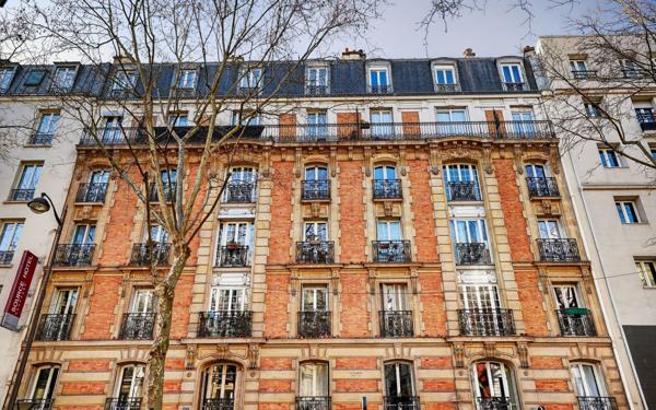 Appartement à vendre    2 pièces • 42,50 m2 Paris 17