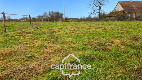 Dpt Saône et Loire (71), à vendre SAINT MARTIN EN BRESSE terrain de 1294 m²