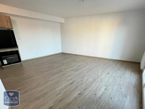 Appartement à louer 3 pièces 58.85m² Tours (37100)