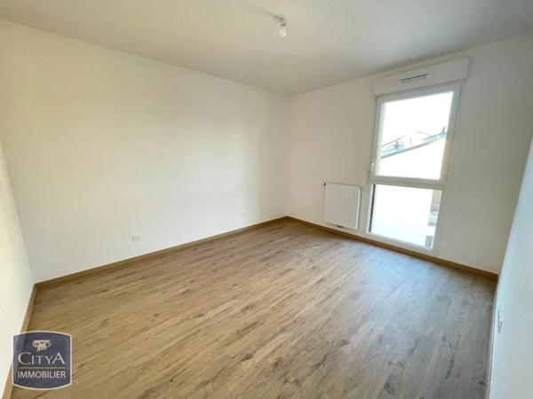 Appartement à louer 3 pièces 58.85m² Tours (37100)