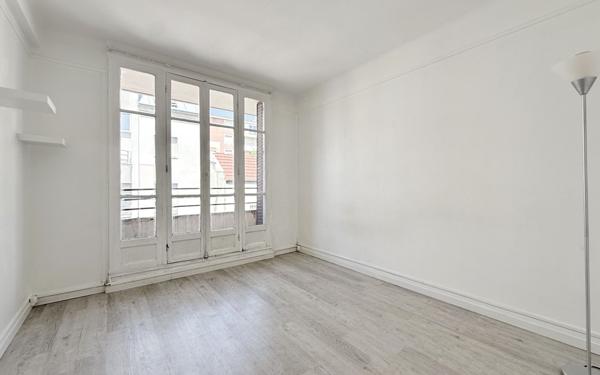 Appartement à vendre    2 pièces • 32,64 m2 Vanves