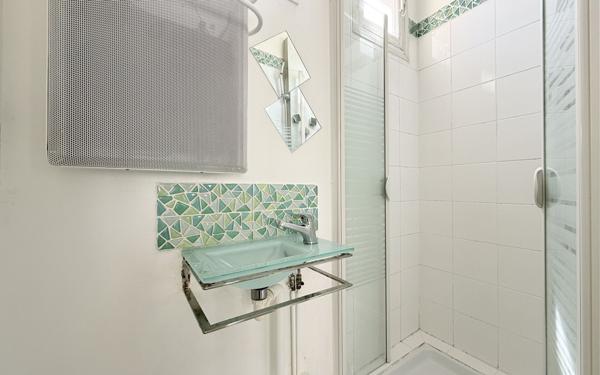 Appartement à vendre    2 pièces • 32,64 m2 Vanves