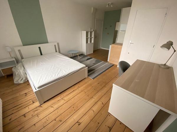 A LOUER : T1 à LILLE • Rue Jacquemars Giélée - VAUBAN • 760 € CC • Réf. 663-5.6