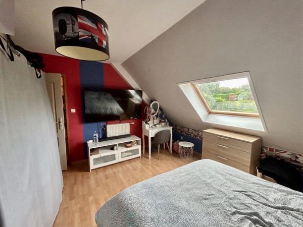 MAGNIFIQUE MAISON INDIVIDUELLE AVEC SOUS SOL COMPLET