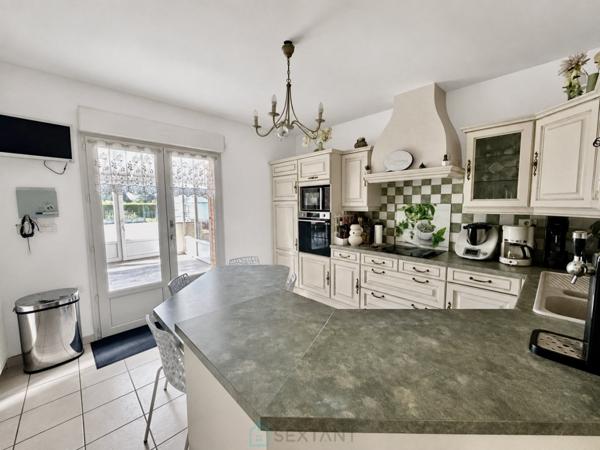 MAGNIFIQUE MAISON INDIVIDUELLE AVEC SOUS SOL COMPLET