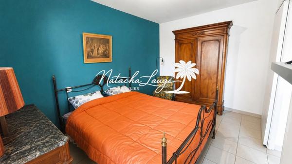 Appartement T2 avec une terrasse et une place de parking à Martigues
