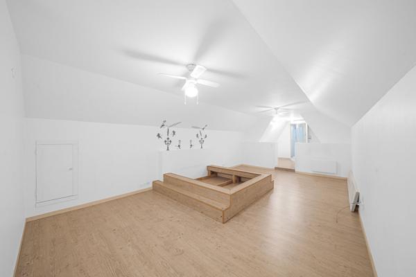 A vendre: belle maison spacieuse de plain pied à vendre sur la commune prisée de Virey Le Grand