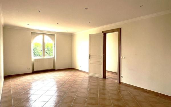 Maison à vendre    4 pièces •  Dax