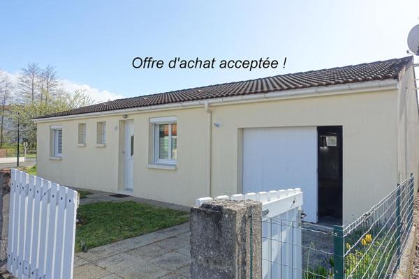 Maison plain-pied - Montaigu Centre - 2 chambres - Garage - Jardin