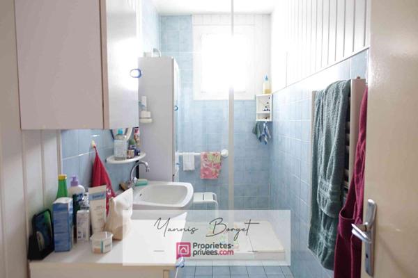 Maison plain-pied - Montaigu Centre - 2 chambres - Garage - Jardin