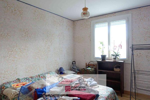 Maison plain-pied - Montaigu Centre - 2 chambres - Garage - Jardin