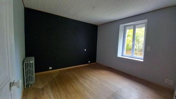 Maison à vendre à Saint-Saturnin dans le Cantal (15190), ref : FG/2440