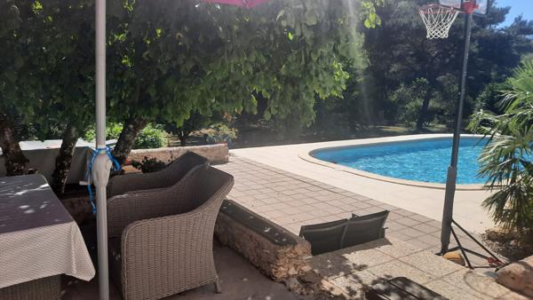 Maison à vendre à 15 minutes de Saint Avertin 4 chambres sur magnifique parcelle de plus de 2800m²