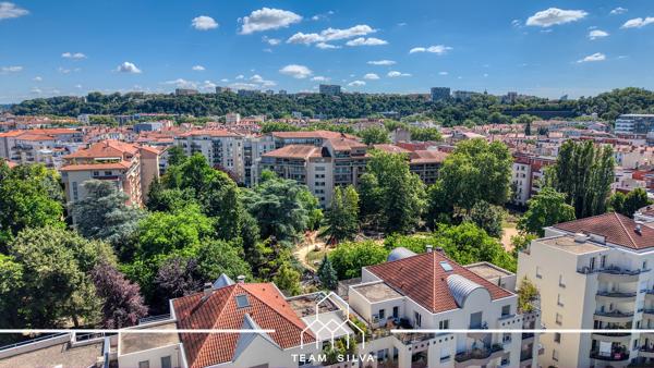 Appartement
         4 pièces
        - 95 m² Exclusivité 469 900 € *