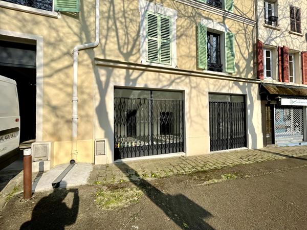 Local commercial Chatenay Malabry 1 pièce(s) 27.42 m2 ; Commerces ; Centre-Ville ; T10