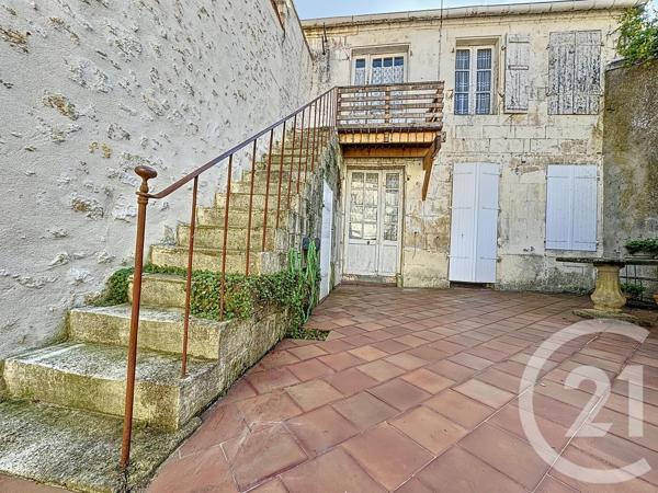 Maison à vendre  5 pièces - 150 m 2   ROCHEFORT  - 17