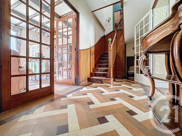 Maison à vendre  5 pièces - 150 m 2   ROCHEFORT  - 17