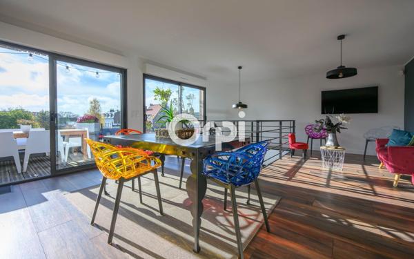 Appartement à vendre    4 pièces • 285 m2 Hazebrouck