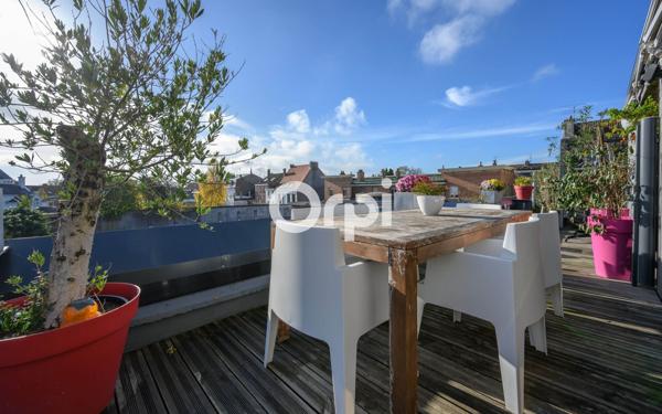 Appartement à vendre    4 pièces • 285 m2 Hazebrouck