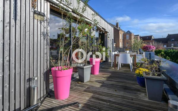 Appartement à vendre    4 pièces • 285 m2 Hazebrouck