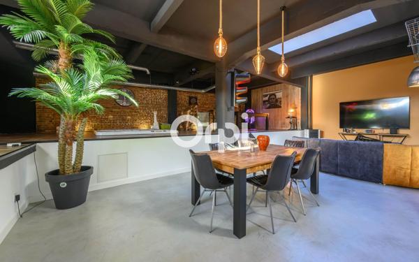 Appartement à vendre    4 pièces • 285 m2 Hazebrouck