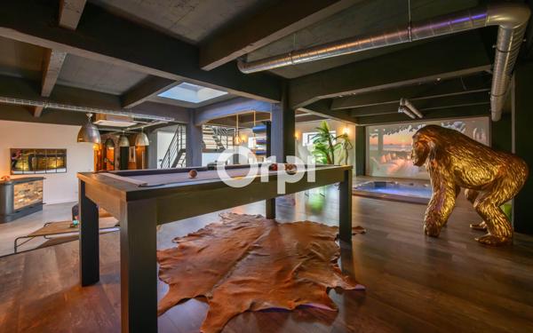 Appartement à vendre    4 pièces • 285 m2 Hazebrouck