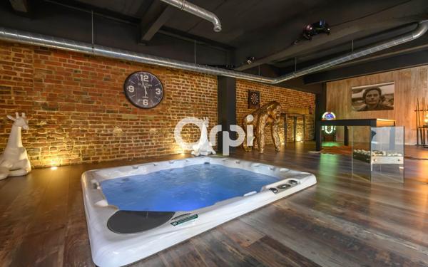 Appartement à vendre    4 pièces • 285 m2 Hazebrouck