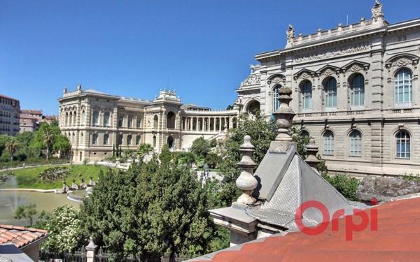 Appartement à vendre    5 pièces • 108,14 m2 Marseille 4