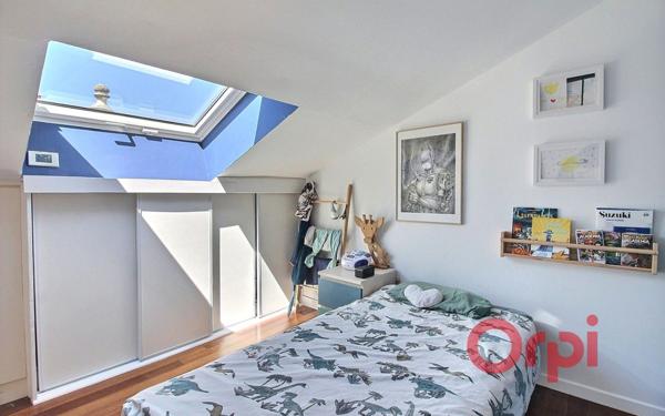 Appartement à vendre    5 pièces • 108,14 m2 Marseille 4