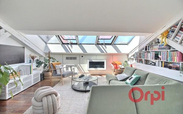 Appartement à vendre    5 pièces • 108,14 m2 Marseille 4