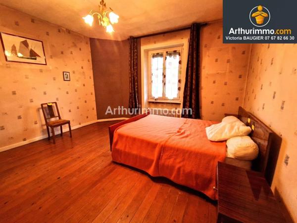 Vente Maison de village 7 pièces 81 m2 à Lons-le-Saunier